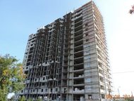 Продается 2-х комнатная квартира Дом торцом выходит на пр. Комарова Тракторозаводской р-н. В доме несущими конструкциями, являются колонны. Квартиры с, Челябинск - Продажа квартир