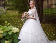 Екатеринбург: Продам свадебное платье Продам очень красивое и счастливое платье для невесты! возможен торг.