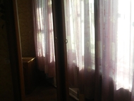 Екатеринбург: комната в аренду В трехкомнатной квартире сдается от собственника комната с балконом и мебелью русской паре или одному человеку. В квартире есть больш